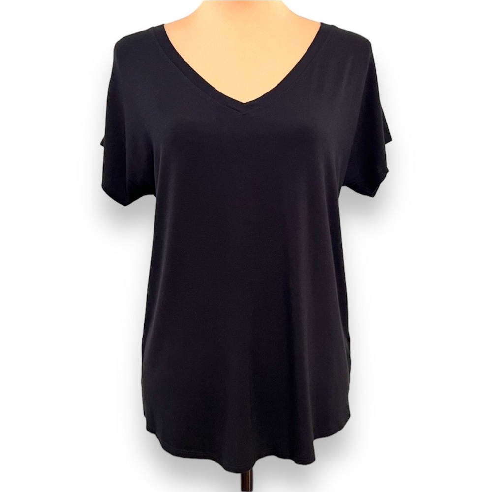 3/$30 500 Denim Maison Cinqcent V-Neck Short Sleeve Stretch Modal Tee Top Small